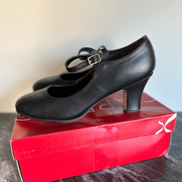 Capezio Women’s Black Heel - Picture 8 of 16